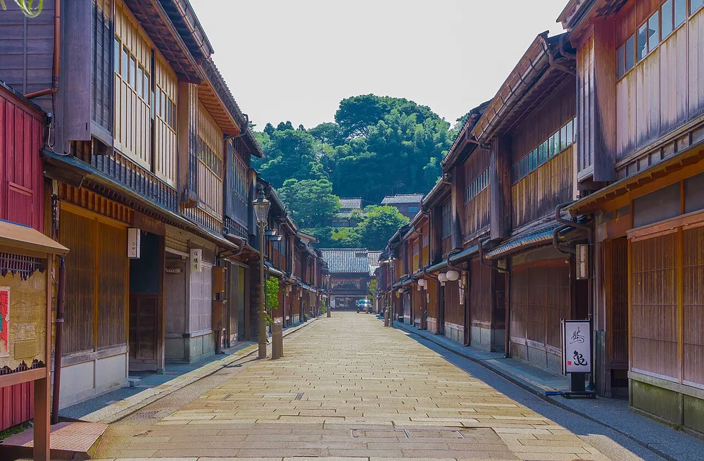 金澤東茶屋街二番町通(2015年)