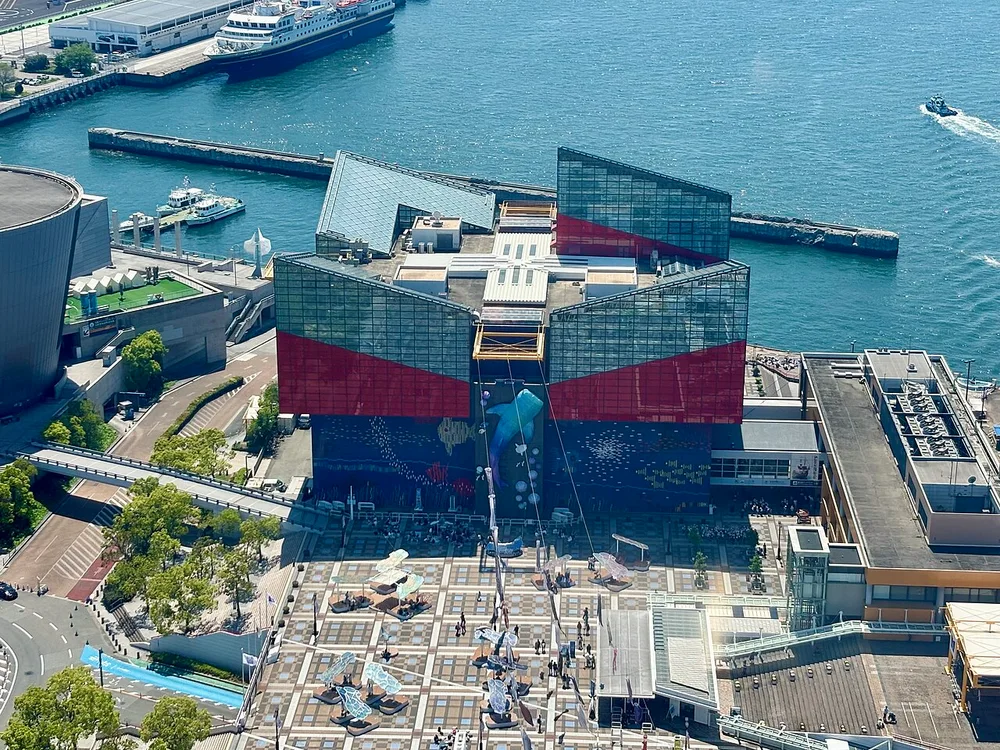 大阪海遊館主館與入口廣場(2026年5月)
