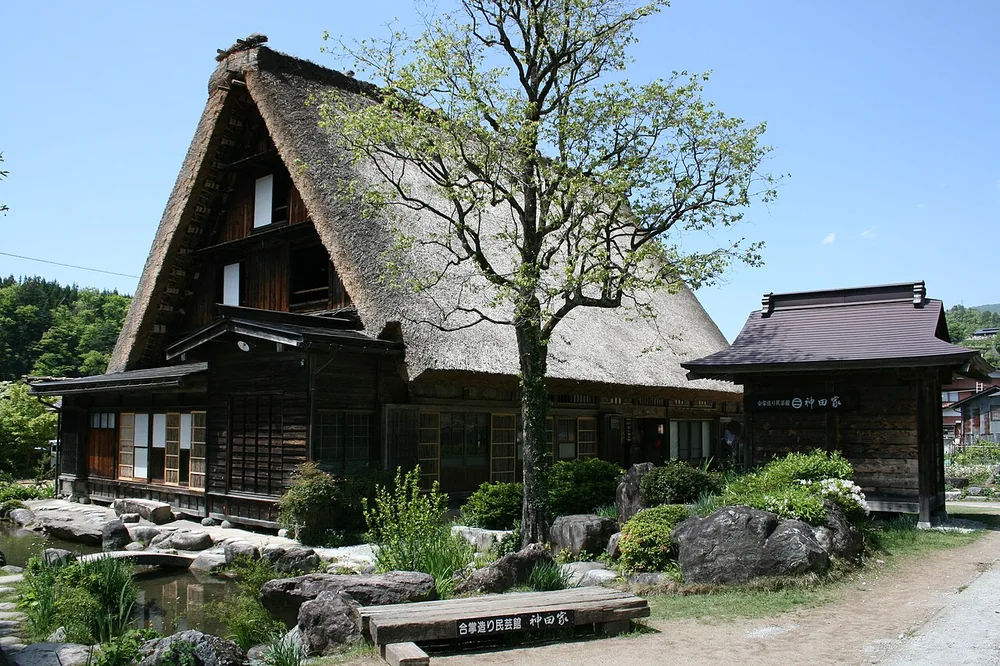 白川鄉神田家合掌造外觀