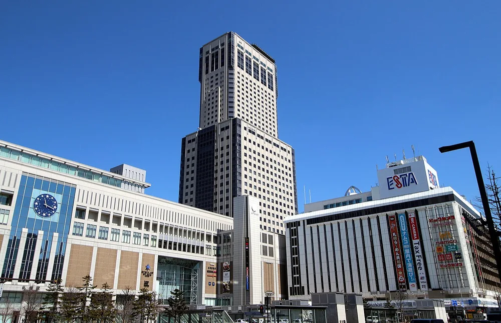 JR Tower與札幌站南口周邊(2018年4月)