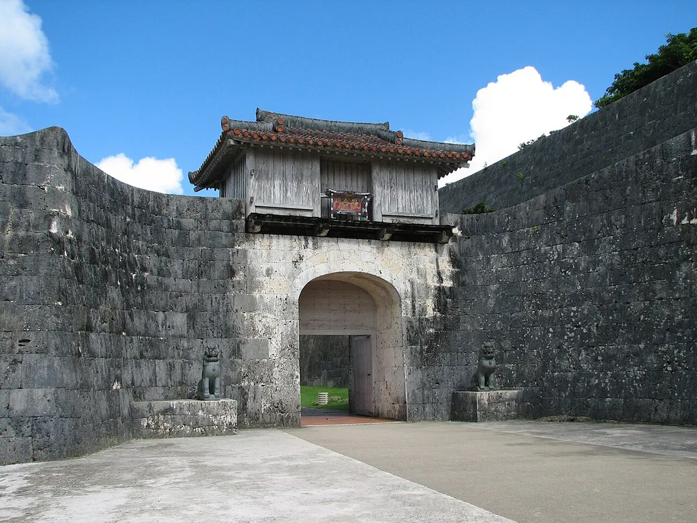 首里城歡會門(2006年6月)